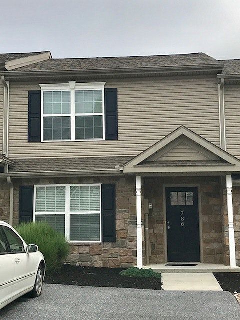 2nd image of 786 Gregs Dr