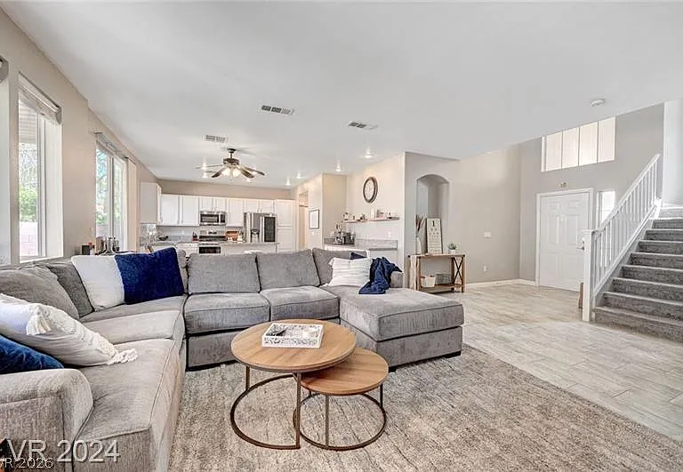 10914 Esta Ponia Ct — Photo 11