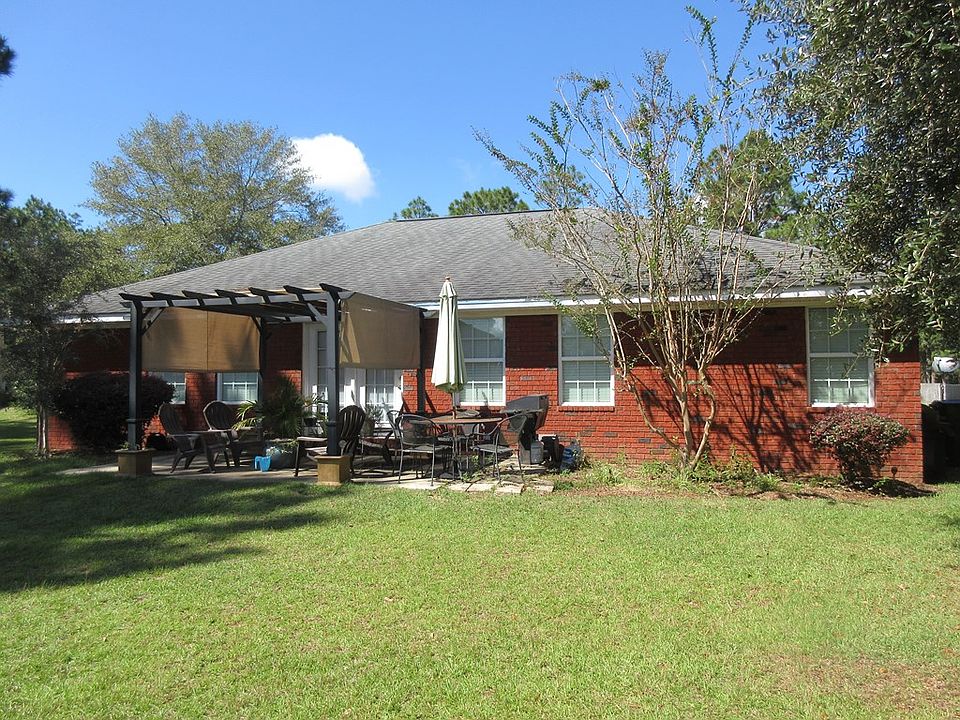 2nd image of 206 Lakeview Dr
