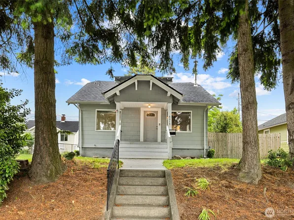 6315 Yakima Avenue, Tacoma, WA 98408