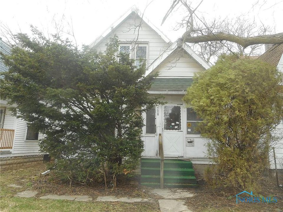 1st image of 3248 Maplewood Ave
