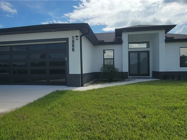 1906 Veinna St, Lehigh Acres, FL 33972