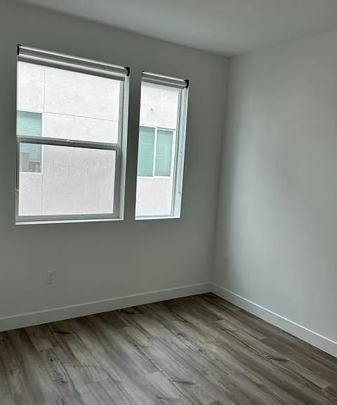 3967 Wattling St — Photo 11