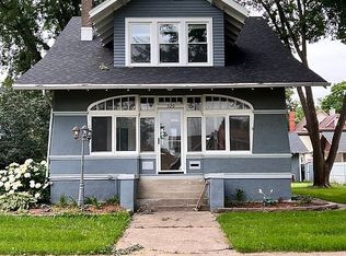 520 1st Ave SW, Le Mars, IA 51031