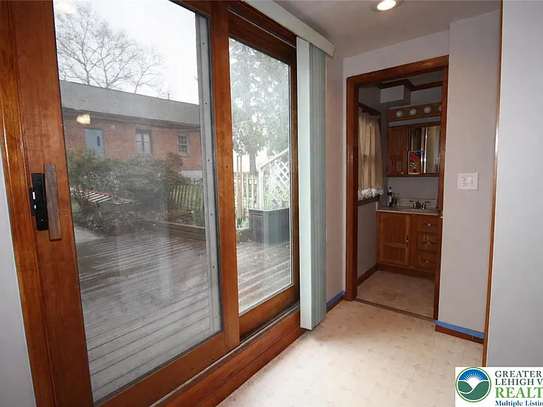 513 Cattell St — Photo 26