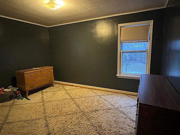3rd image of 76 Knox Ave #1