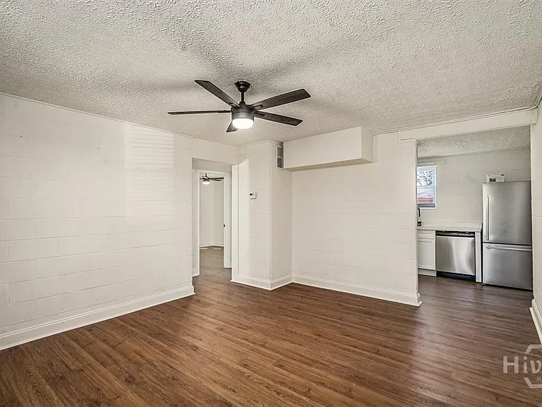 410 S Columbia St #A2 — Photo 5