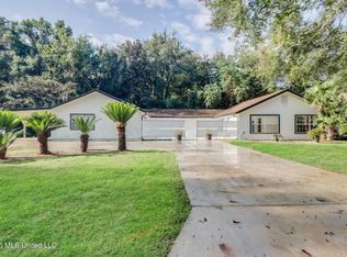 304 Ruella Ave #C, Bay Saint Louis, MS 39520