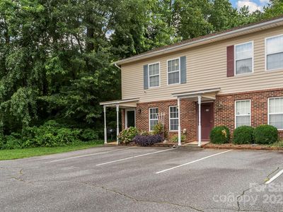 1533 20th Ave NE, Hickory, NC, 28601