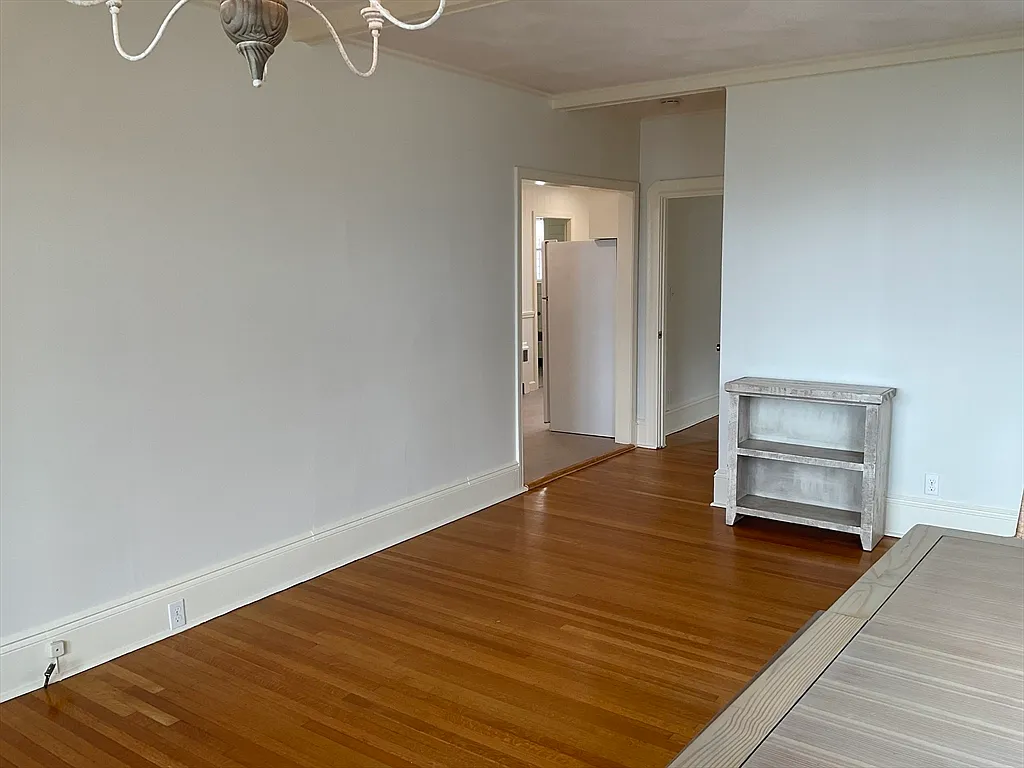 1 bed, 1.0 bath, 650 sqft, $2,950 — Photo 3