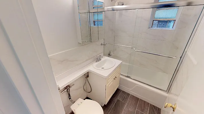 Rented by Metro Garden Realty NYC | media 41