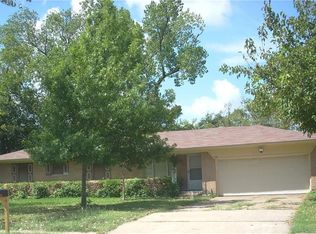 4109 Skyline Dr, Rowlett, TX 75088