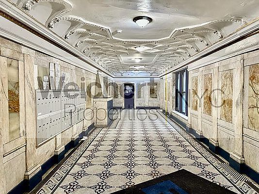 1st image of 695 Saint Nicholas Ave APT 4