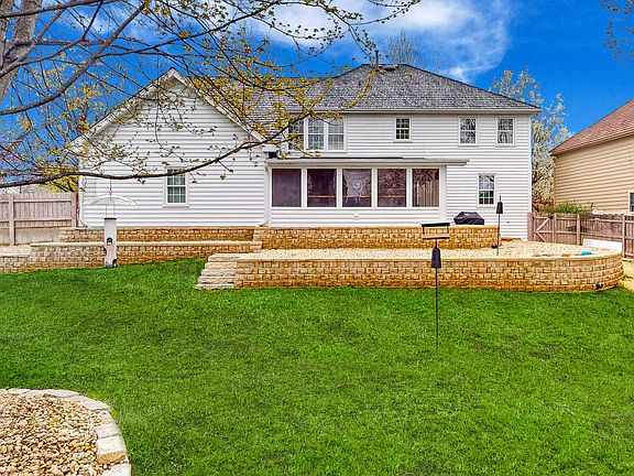2nd image of 1803 River Ridge Cir
