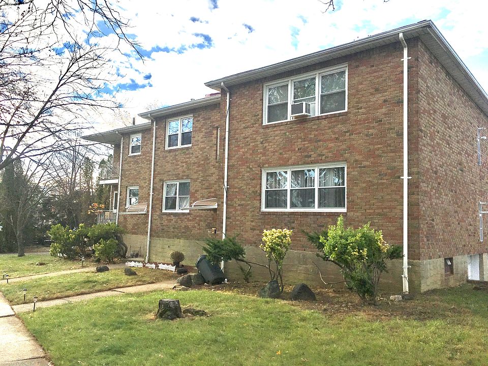1st image of 164 Beach Rd #A