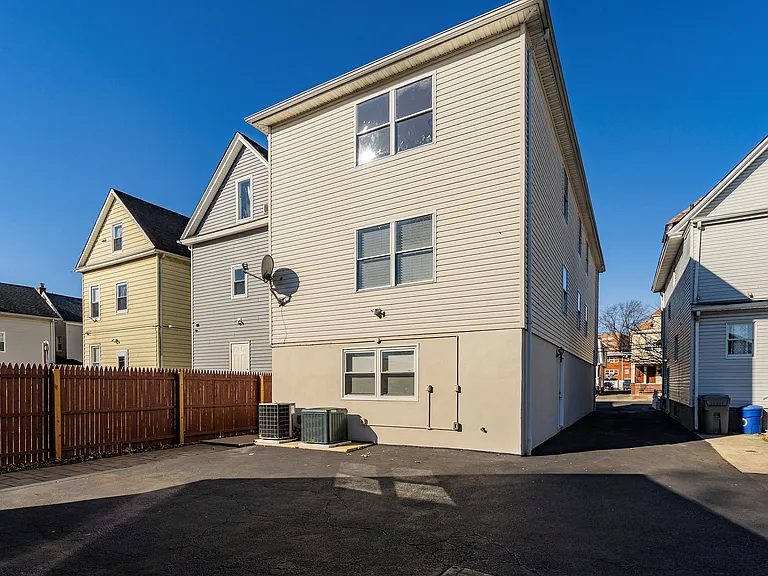 312 Vine St #1 — Photo 7