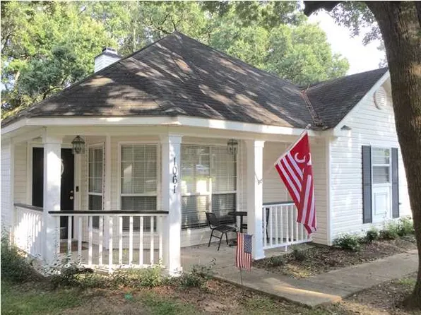 1061 McNeil Ave, Mobile, AL 36609