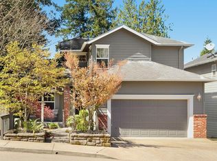 9959 SW Landau Pl, Portland, OR 97215