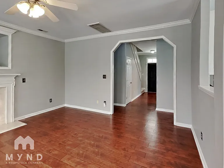 5821 Wynmore Rd — Photo 3