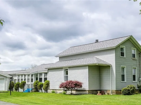 4889 Collett Rd, Shortsville, NY 14548