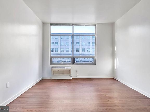 4th image of 111 N 9th St Unit 707