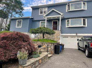 22 Highview Ave, Rye Brook, NY 10573