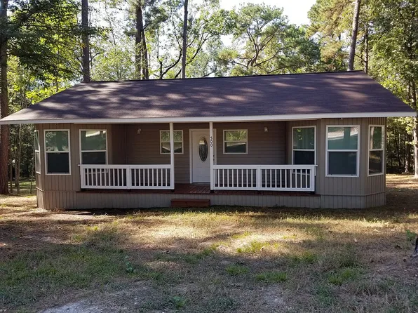 500 Oak Tree Dr, Pointblank, TX 77364