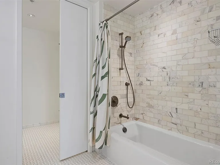 1750 Wewatta St #925L — Photo 22