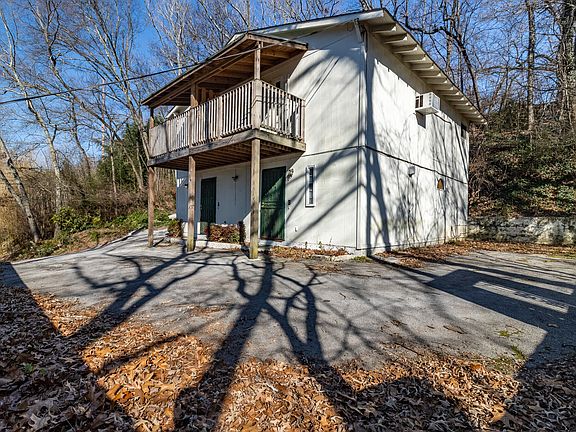 4th image of 3117 Navajo Dr