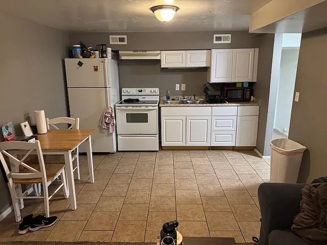180 E 2230 N #6 — Photo 3