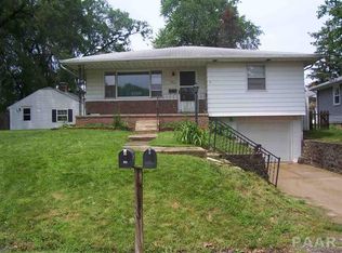 345 Dempsey St, Creve Coeur, IL 61610