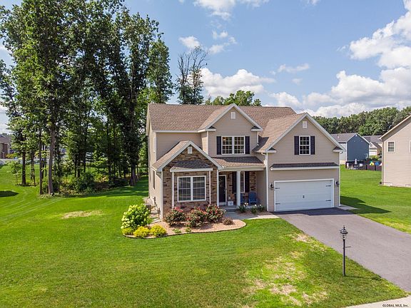 2nd image of 106 Balsam Way