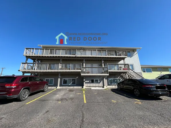 Cedars Apts -E, 2315 15th Ave S Unit 12, Great Falls, MT 59405