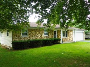 137 E Bea St, Connersville, IN 47331