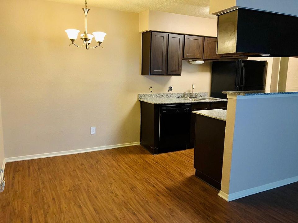 1st image of 320 Audra Ln APT B