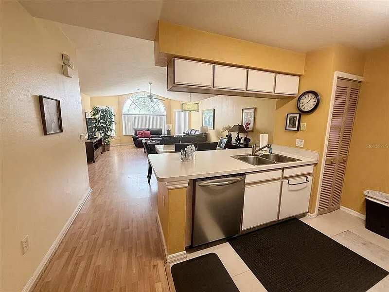 3139 Britannia Blvd — Photo 2