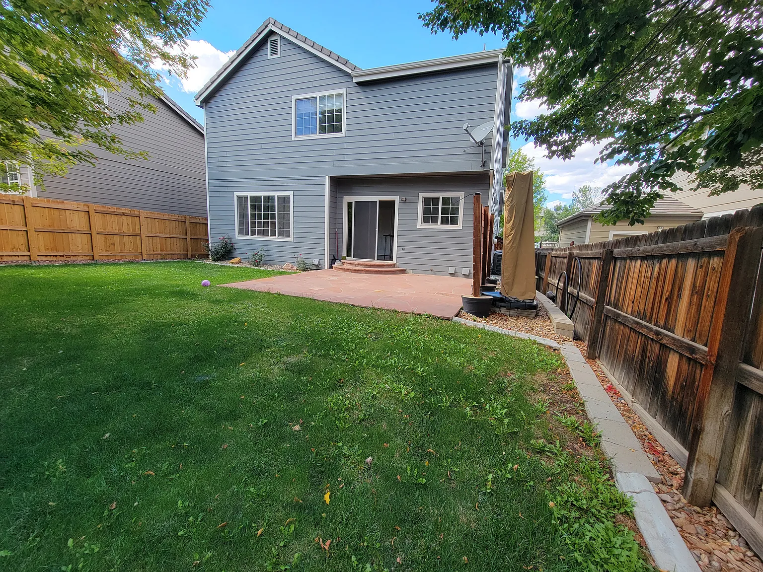 3 bed, 2.5 bath, 1758 sqft, $3,100 — Photo 2