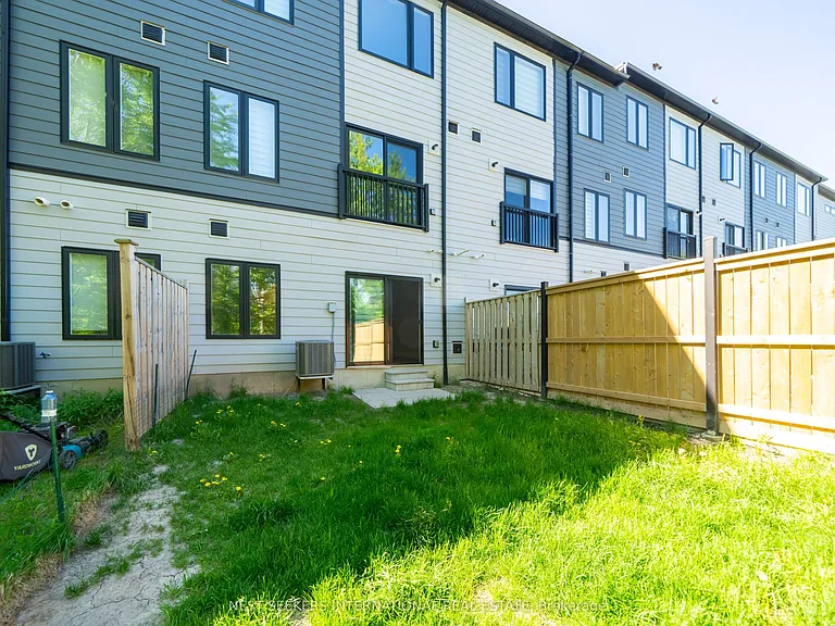 1486 Purchase Pl — Photo 13