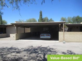 2414 N Shade Tree Cir, Tucson, AZ 85715