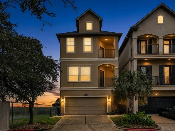 18721 Egret Oaks Ln, Houston, TX 77058