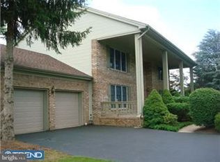 8 Poplar Ct, Princeton Junction, NJ 08550