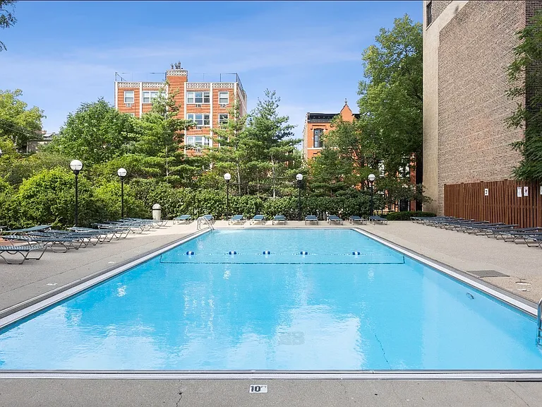 2020 N Lincoln Park W #9J — Photo 7