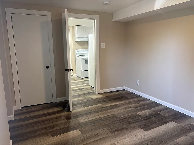 14 West Ave #B — Photo 8