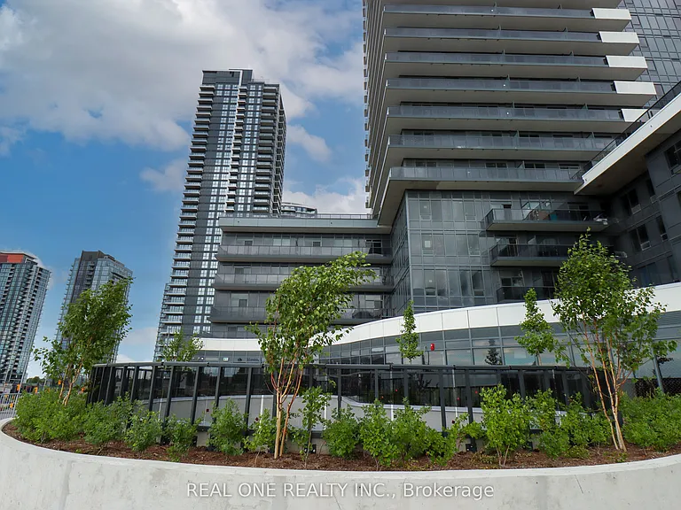 5105 Hurontario St #617 — Photo 36