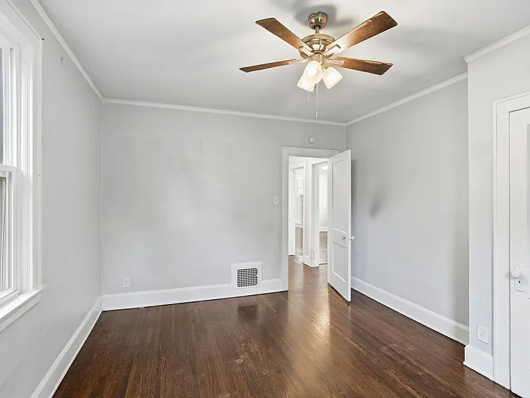 682 Greenwood Ave — Photo 18