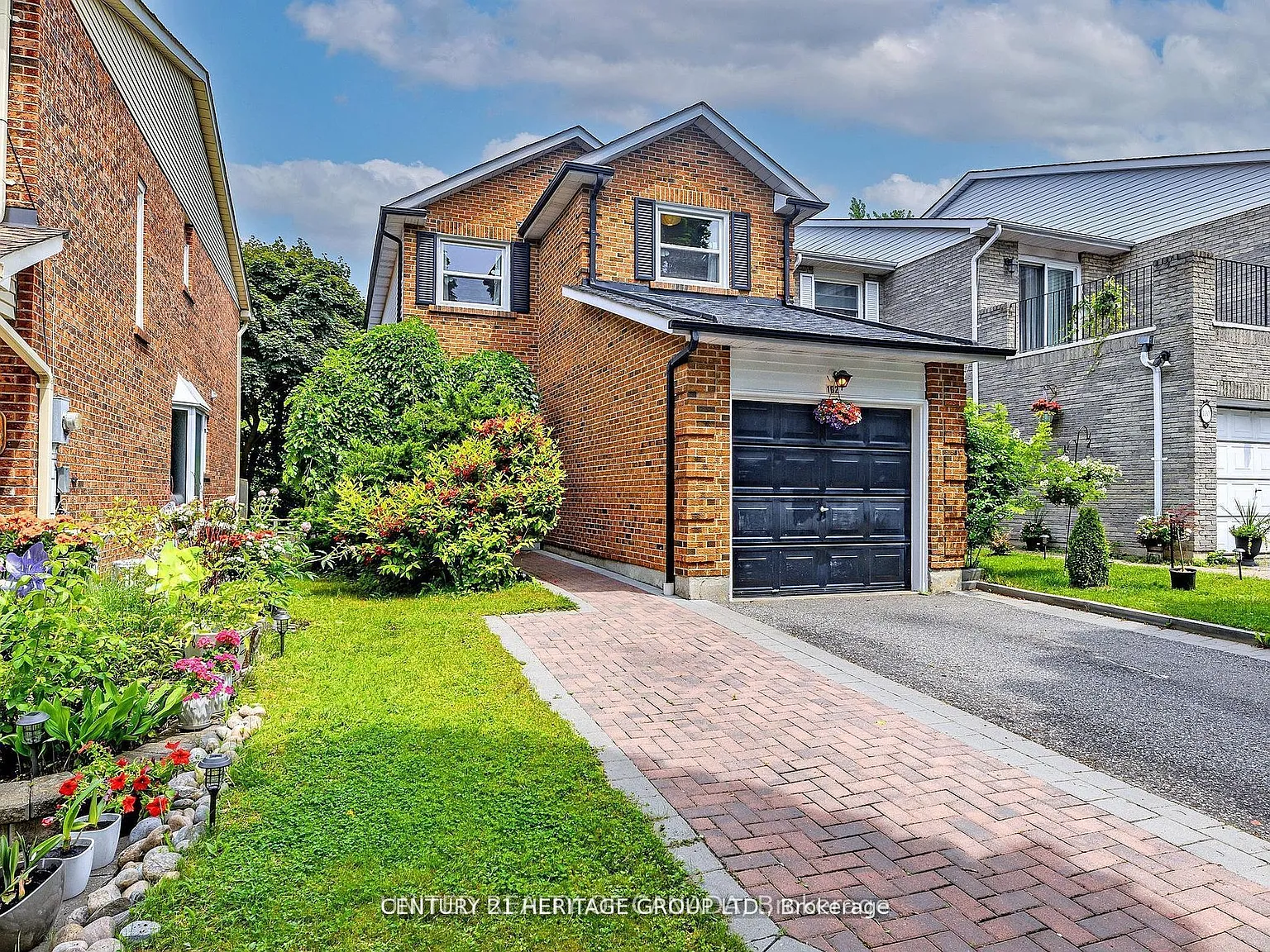 4 bed, $4,800 — Photo 1