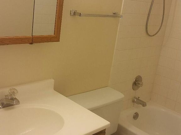 2nd image of 700 Perrie Dr APT 306