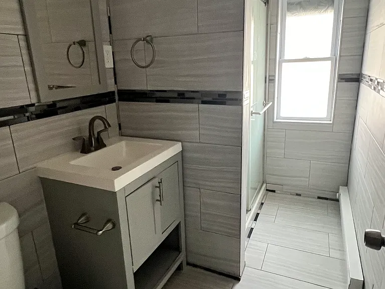 840 W Walnut St #1 — Photo 17