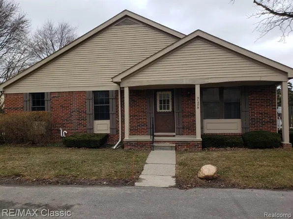 31375 Willow Ct, Warren, MI 48093