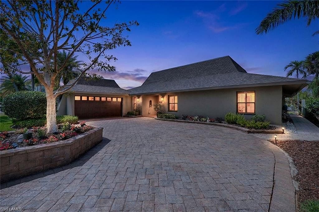 2361 Longboat DR